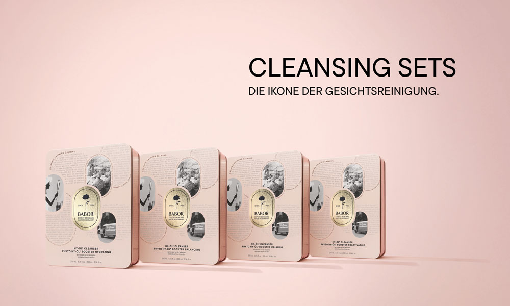BABOR Cleansing Sets: vier rosafarbene Geschenkboxen mit dem Schriftzug „Die Ikone der Gesichtsreinigung“